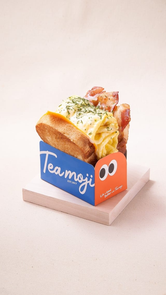 Bacon & Cheese Egg Toast / 芝士培根厚蛋烧吐司.
