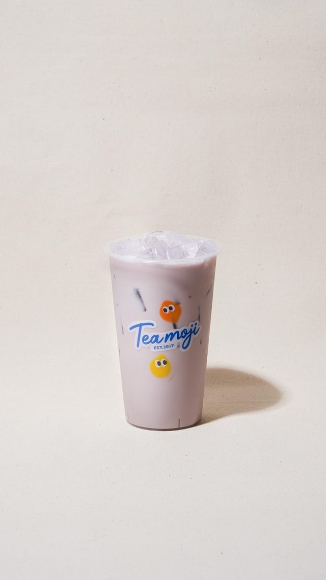 Taro Milk Tea / 芋香奶茶.