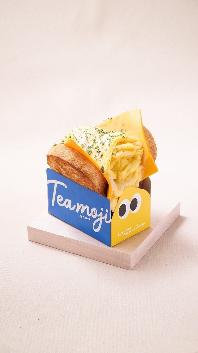 Cheese Egg Toast / 芝士厚蛋烧吐司.
